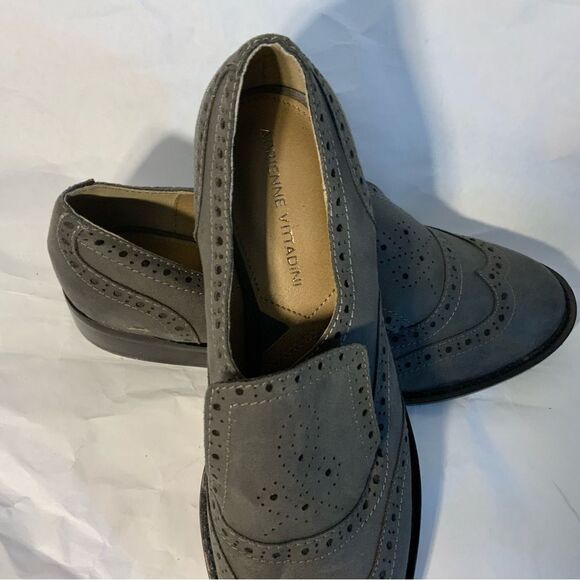New Adrienne Vittadini, Brogue Styling, slate gray perforated leather, size 7 - Picture 3 of 10